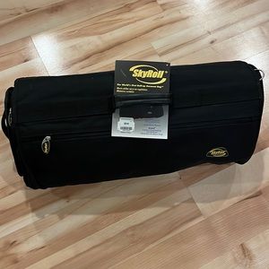 SkyRoll roll-up garment bag.